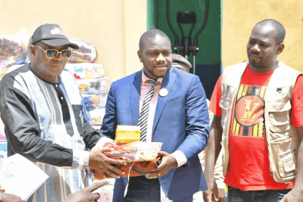 image-19-1024x683 Guinée : 𝗟𝗔𝗡𝗖𝗘𝗠𝗘𝗡𝗧 𝗢𝗙𝗙𝗜𝗖𝗜𝗘𝗟 𝗗𝗨 𝗣𝗥𝗢𝗝𝗘𝗧 𝗗𝗘 𝗣𝗥𝗢𝗠𝗢𝗧𝗜𝗢𝗡 𝗗𝗘𝗦 𝗝𝗘𝗨𝗡𝗘𝗦 𝗔̀ 𝗖𝗢𝗡𝗦𝗢𝗟𝗜𝗗𝗔𝗧𝗜𝗢𝗡 𝗗𝗘 𝗟𝗔 𝗣𝗔𝗜𝗫 : 𝗔𝗫𝗘 𝗛𝗔𝗠𝗗𝗔𝗟𝗔𝗬𝗘 - 𝗟𝗔𝗚𝗕𝗘𝗟𝗘𝗡.