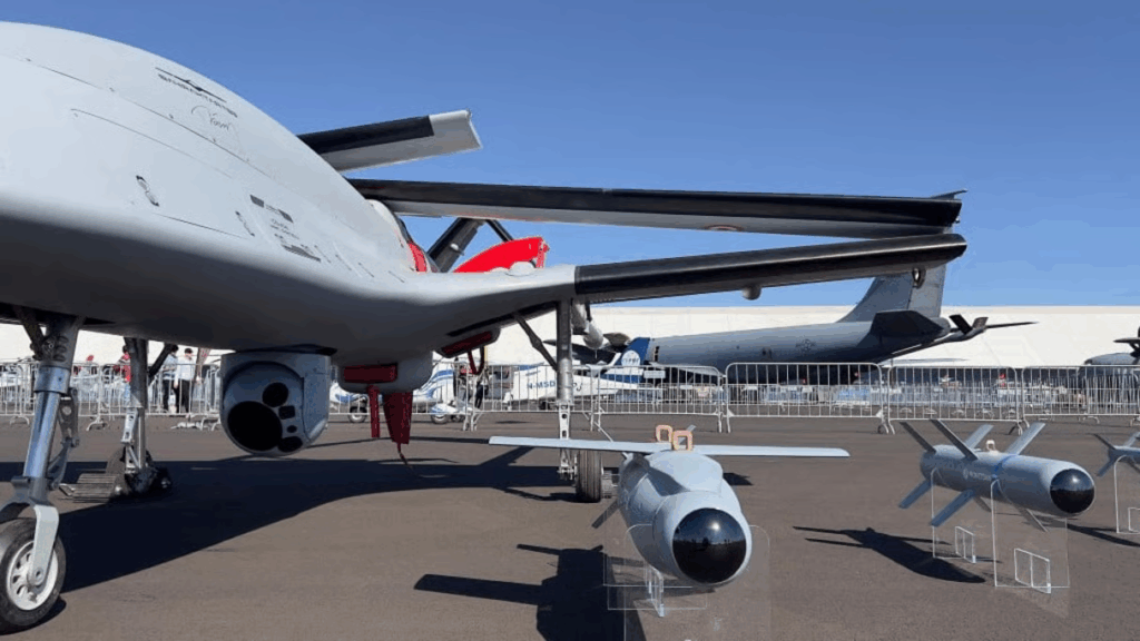 image-96-1024x576 Abuja (Nigéria ) : Les armées africaines envisagent des drones plus légers et moins chers.