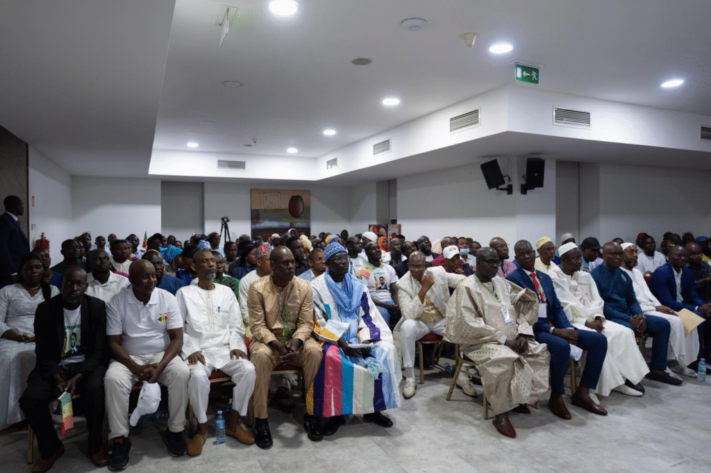 image-107-1024x681 Dakar (Sénégal) : Le Président Bassirou Diomaye Diakhar Faye rencontre la diaspora sénégalaise en Angola.