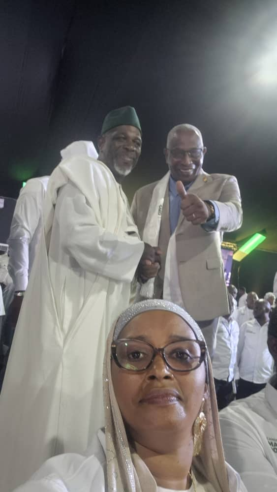 image-130 Conakry (Guinée) / Madame Idiatou BAH et BAH Oury : L'alliance du Directoire de Campagne pour le Général Mamadi Doumbouya à Sonfonia.