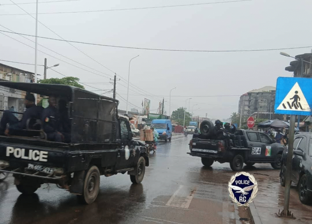 image-60-1024x736 MATAM (Guinée )  : LA POLICE MENE L'OPÉRATION "OURAGAN" ET INTERPELLE 15 INDIVIDUS.