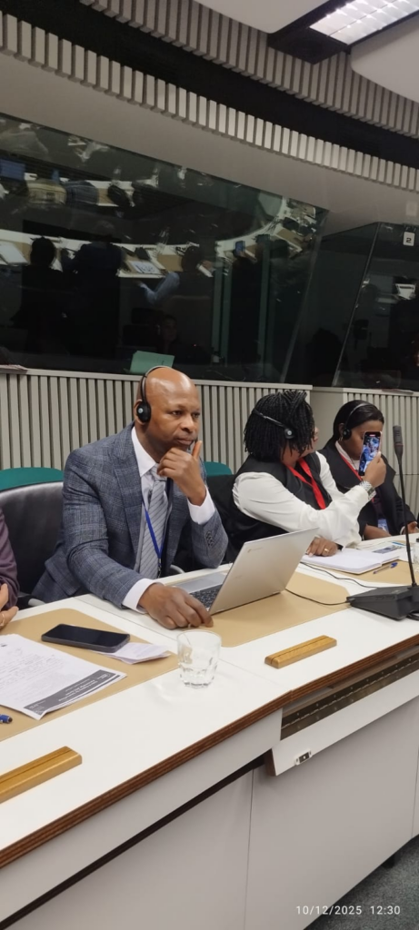 image-122-461x1024 Bruxelles (Belgique) / Forum International 2025 : Le Rôle Clé des Villes et Régions dans la Coopération Décentralisée, BAH Mamadou, connu sous le nom de “BONASS”, un Guinéen établi en Belgique, était au centre de l'attention médiatique.