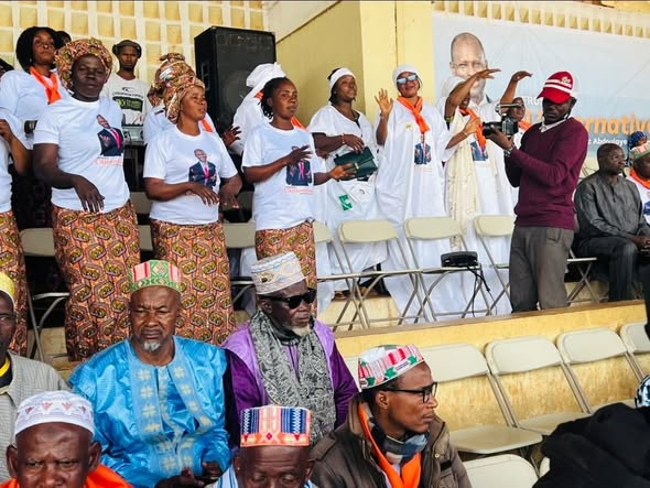 image-175 Abdoulaye Yéro Baldé (Candidat de la Génération "Z") : La Danse Pastorale, le rétablissement de la liaison ferroviaire Kankan-Conakry, l'établissement d'une “Silicon Valley” à Mamou ; un projet d'une ambition considérable.