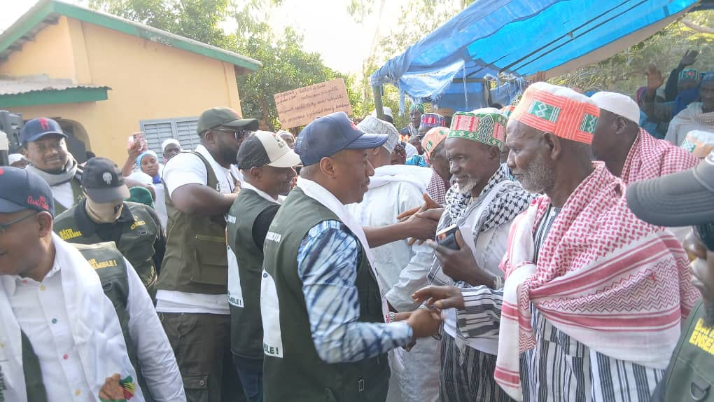 image-209 Labé en mouvement : quand la proximité politique devient ferveur populaire (Par Chérif Sampiring Diallo, Journaliste-Éditorialiste, Écrivain-Essayiste).