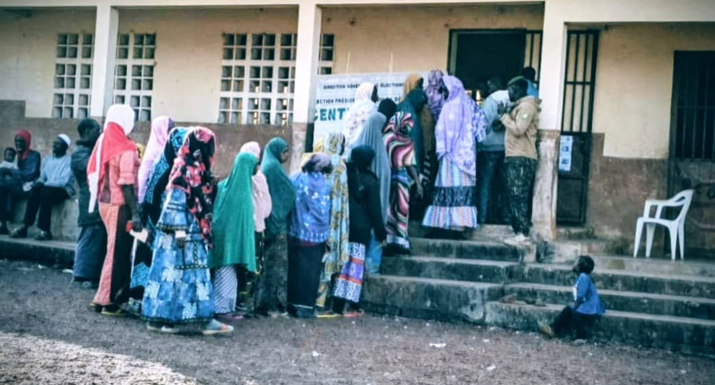 image-258-1024x551 Labé (Guinée ) /Élection présidentielle 2025 à : Un déroulement calme et exemplaire, la mobilisation au rendez-vous (Par Chérif Sampiring Diallo Journaliste-Éditorialiste Écrivain-Essayiste).