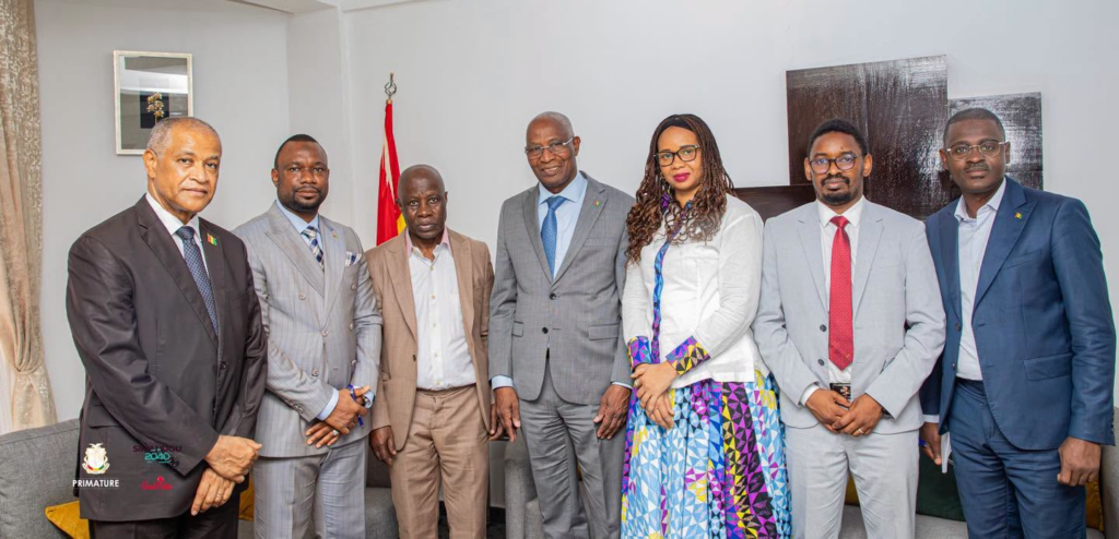 image-2-1024x494 Conakry (Guinรฉe) /๐๐ข๐ฅ๐๐ง ๐๐ ๐ฆ๐ข๐ฌ๐ฌ๐ข๐จ๐ง : ๐ฅโ๐๐ฆ๐๐๐ฌ๐ฌ๐๐๐๐ฎ๐ซ ๐๐ค๐ ๐๐ซ๐จ๐ฎ ๐ฌ๐ ๐๐ฬ๐ฅ๐ข๐๐ข๐ญ๐ ๐๐ ๐ฅ๐ ๐๐ฒ๐ง๐๐ฆ๐ข๐ช๐ฎ๐ ๐๐ง๐ญ๐ซ๐ ๐ฅ๐ ๐๐ฎ๐ข๐ง๐ฬ๐ ๐๐ญ ๐ฅ๐ ๐๐๐๐๐๐.