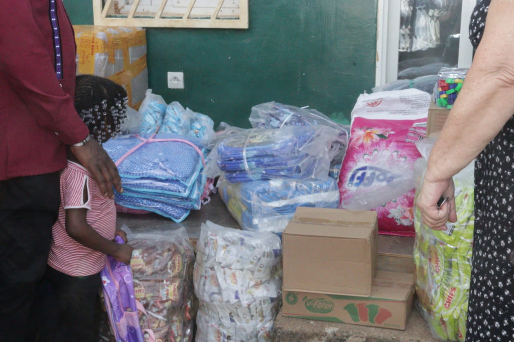 image-3-1024x682 Sonfonia (Guinée-Conakry)  : l’honorable Idiatou Bah apporte un soutien aux orphelinats.